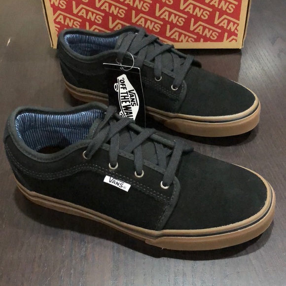 vans chukka black gum